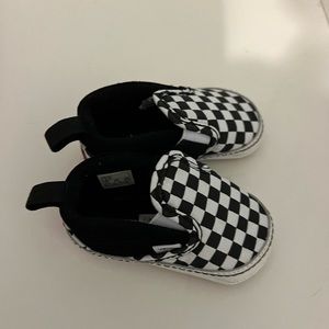 Checkered baby vans